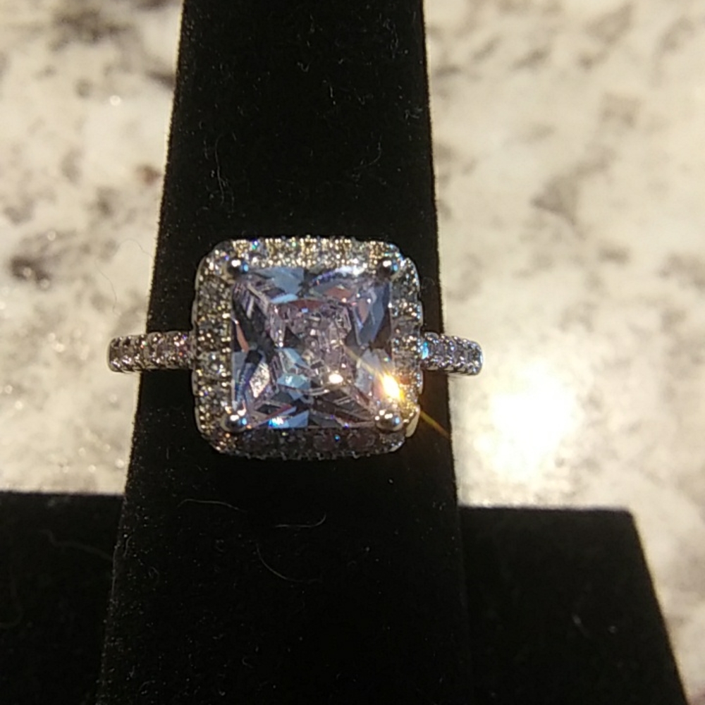 5 Carat Moissanite princess cut with halo .925